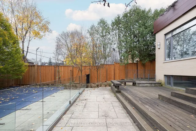 Additional image 36 of 151 Yonge Blvd