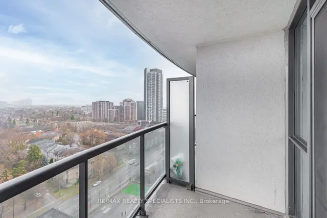 Additional image 20 of 35 Hollywood Ave Unit 1902