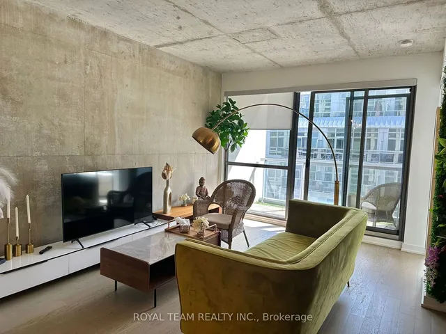 Additional image 7 of 39 Brant St Unit 815