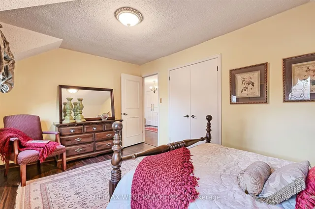 Additional image 28 of 12 Tredvalley Grve