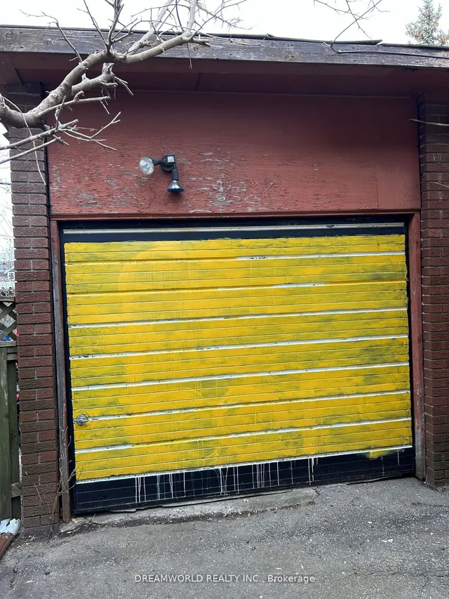 Additional image 3 of 242 Glen Park Ave