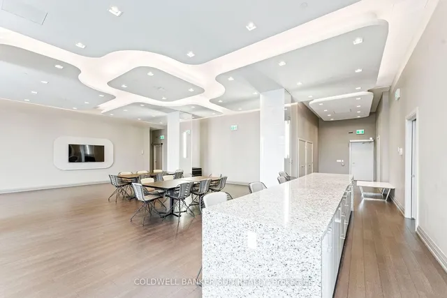 Additional image 35 of 30 Meadowglen Pl Unit 304