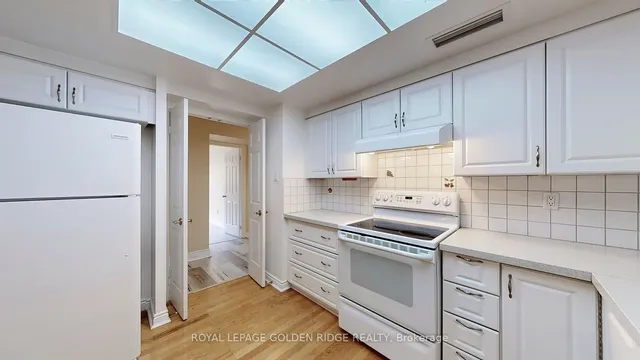 Additional image 14 of 65 Spring Garden Ave Unit 304