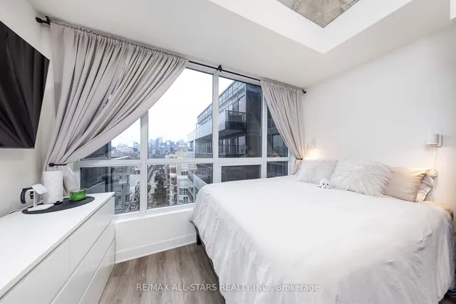 Additional image 20 of 1030 King St Unit 908