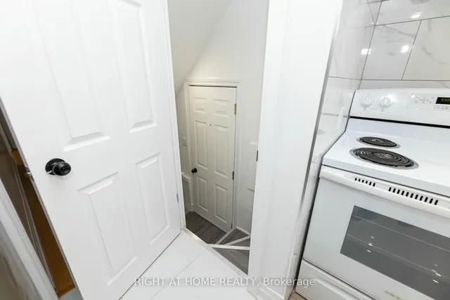 Additional image 14 of 528 Old Weston Rd