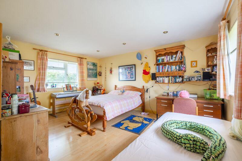 Additional image 11 of Detached 4 bedroom bungalow on the edge of Charlton Musgrove.