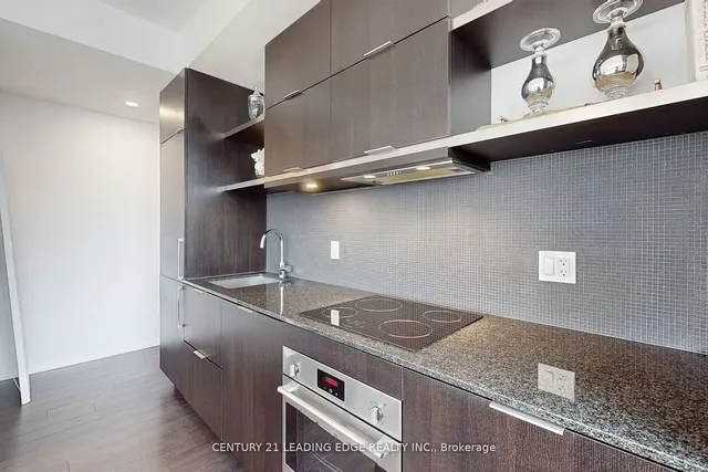 Additional image 13 of 197 Yonge St Unit 5402