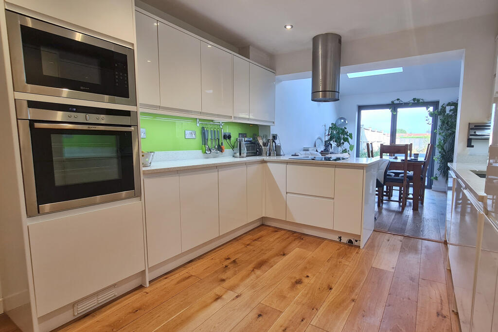 Additional image 7 of Highbury Park, Warminster