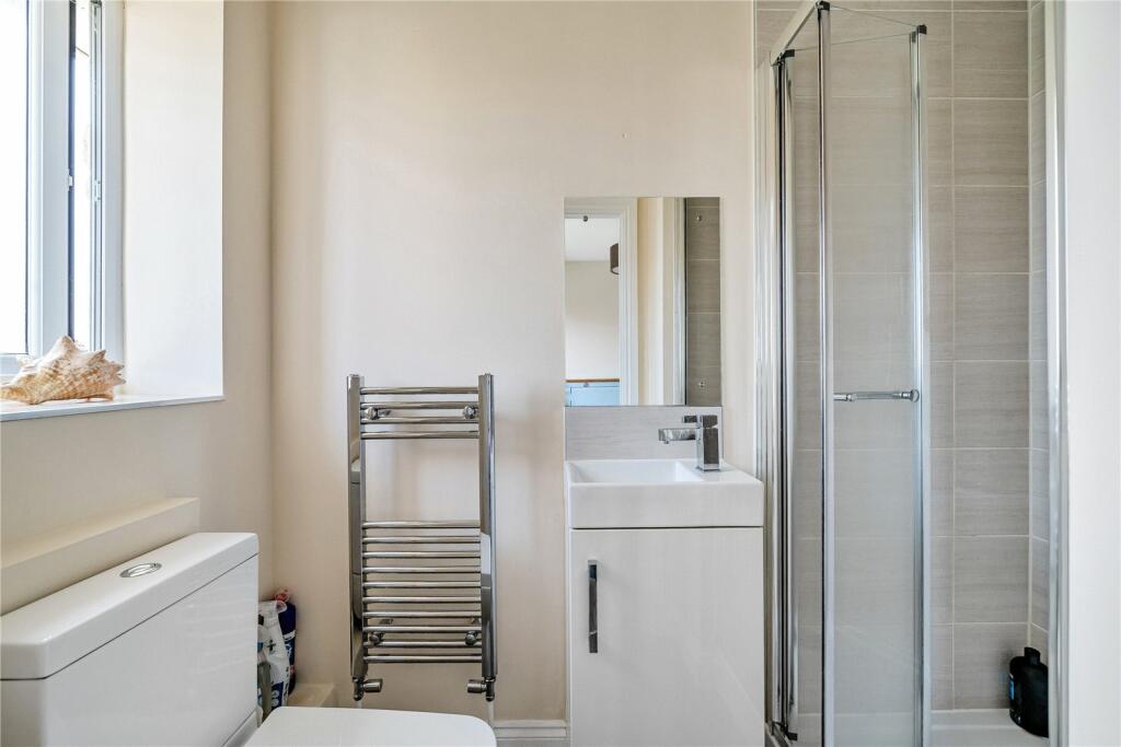 Additional image 10 of Collingham Close, Templecombe, Somerset, BA8