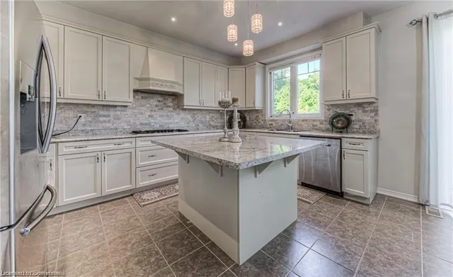 Additional image 20 of 254 Seabrook Dr