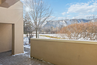 Additional image 4 of 107 Wintergreen Pl