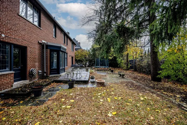 Additional image 37 of 6 Versailles Crt