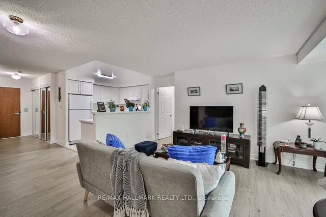 Additional image 13 of 23 Lorraine Dr Unit 315