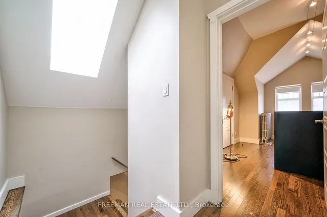 Additional image 19 of 565 Markham St