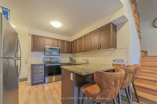 Additional image 28 of 20 Woodstream Dr Unit 8