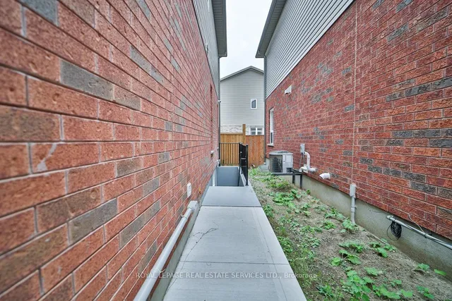 Additional image 34 of 18 Valleybrook Dr