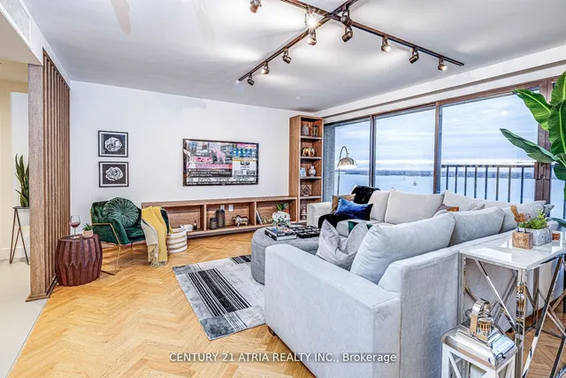 Additional image 7 of 65 Harbour Sq Unit 1401