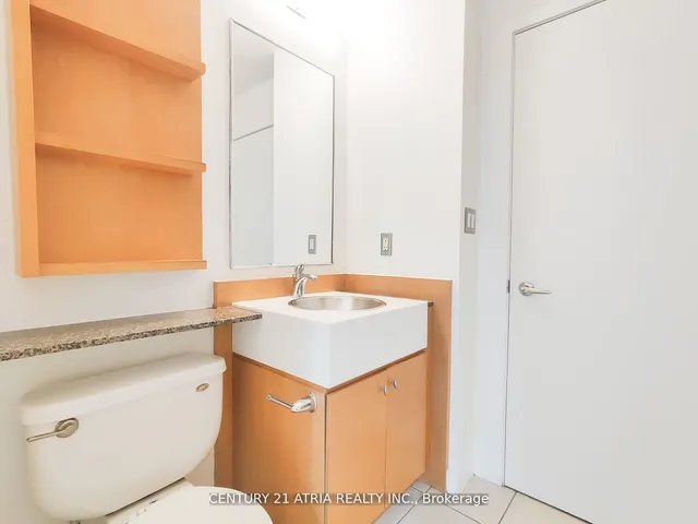Additional image 10 of 9 Spadina Ave Unit 511