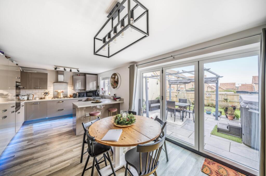 Additional image 3 of Deers Leap Drive Wells