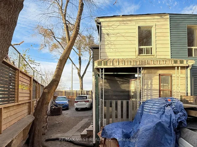 Additional image 26 of 47 Lindner St