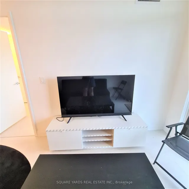 Additional image 4 of 30 Gibbs Rd Unit 1610