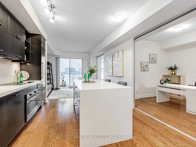 Additional image 10 of 1080 Bay St Unit 505