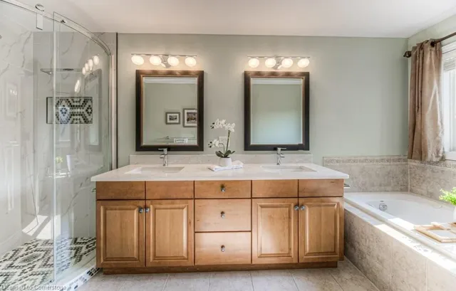 Additional image 40 of 55 Wagon St