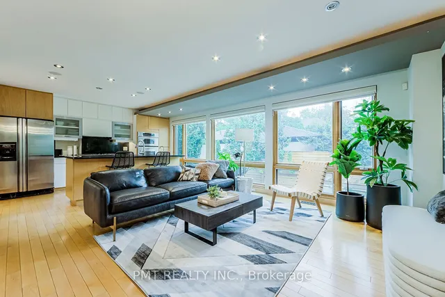 Additional image 13 of 19 Clarendon Ave