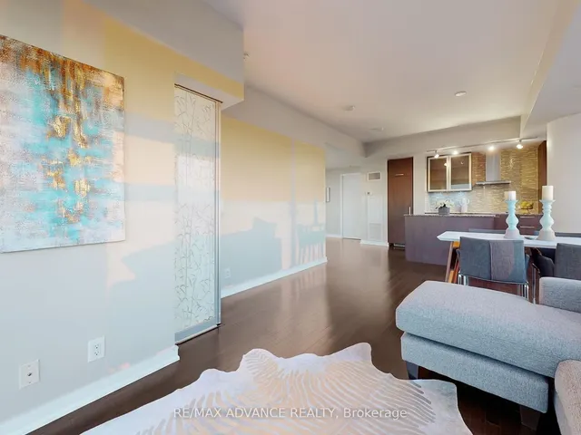 Additional image 9 of 14 York St Unit 6008