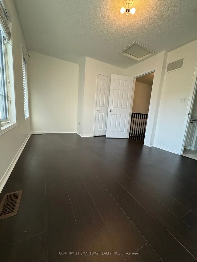 Additional image 7 of 52 Judy Sgro Ave