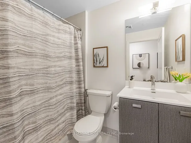 Additional image 23 of 255 Village Green Sq Unit 811