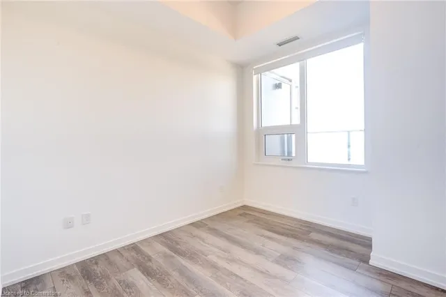 Additional image 13 of 15 Wellington St Unit 303