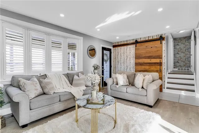 Additional image 10 of 63 Gibson Dr