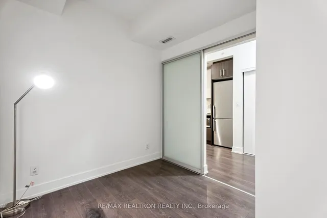 Additional image 11 of 180 Fairview Mall Dr Unit 710