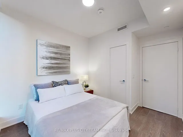 Additional image 23 of 15 Mercer St Unit 1204