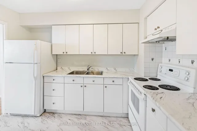 Additional image 6 of 151 La Rose Ave Unit 707