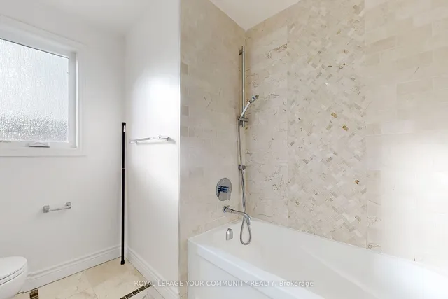 Additional image 31 of 76A Amsterdam Ave