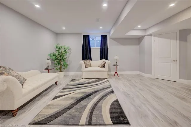 Additional image 34 of 169 South Creek Dr