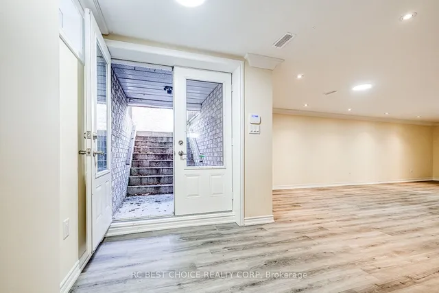 Additional image 37 of 43 Muir Dr