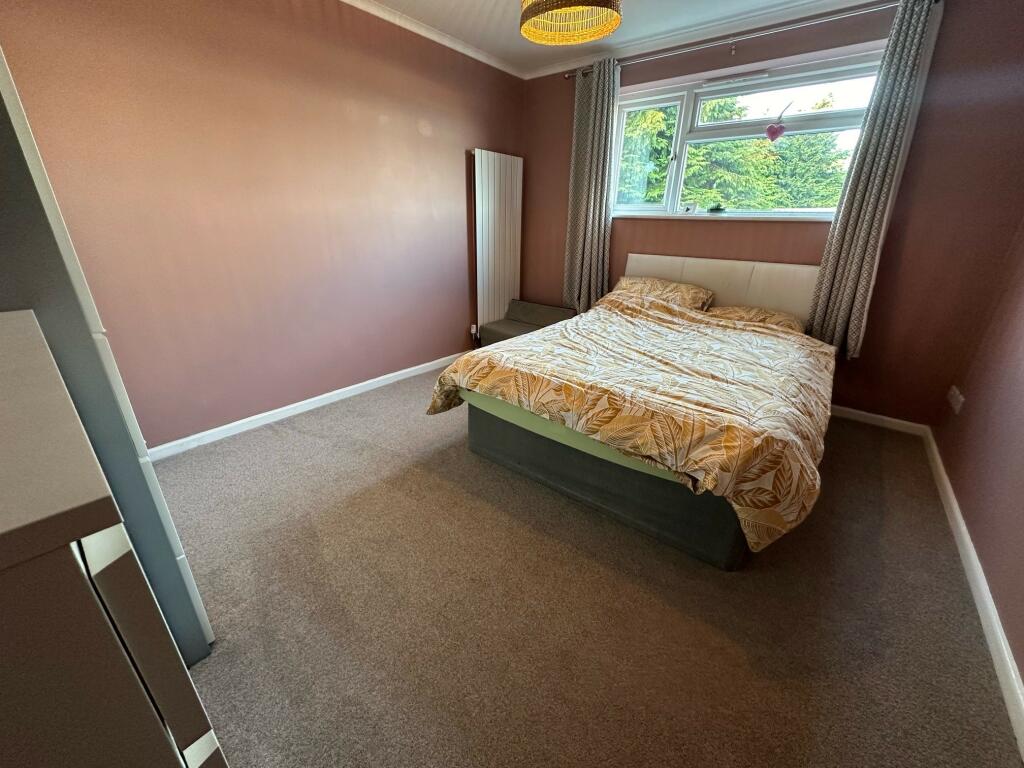 Additional image 11 of Yew Tree Close, Yeovil, Somerset