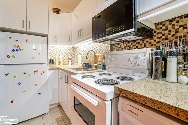 Additional image 31 of 214 Gerrard St