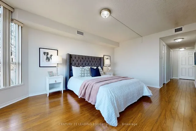 Additional image 17 of 4725 SHEPPARD Ave Unit 209
