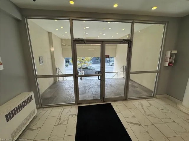 Additional image 6 of 276 King St Unit 208