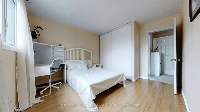 Additional image 18 of 227 Hollyberry Tr