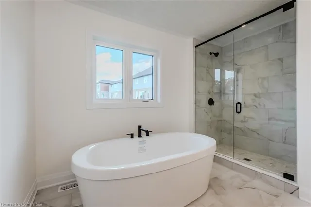 Additional image 18 of 14 Carina St