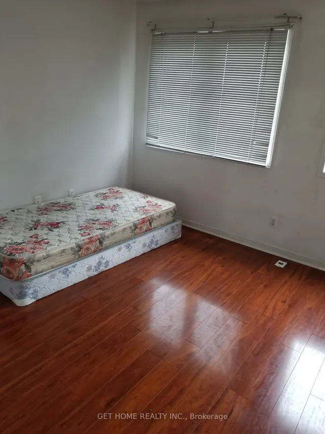 Additional image 5 of 19 Rosebank Dr Unit 106