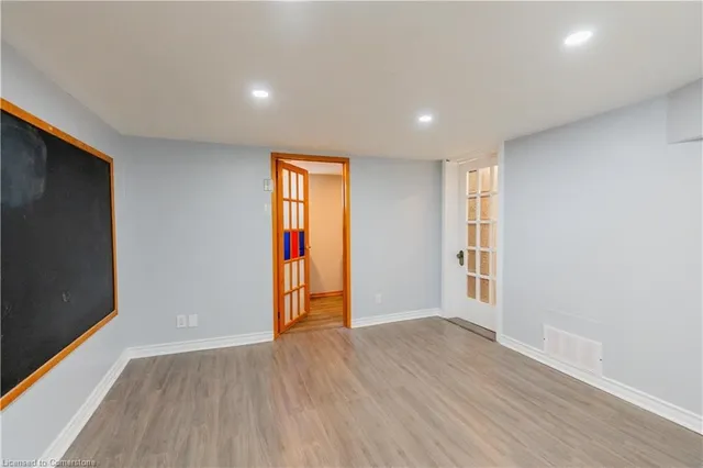 Additional image 31 of 40 Henry St