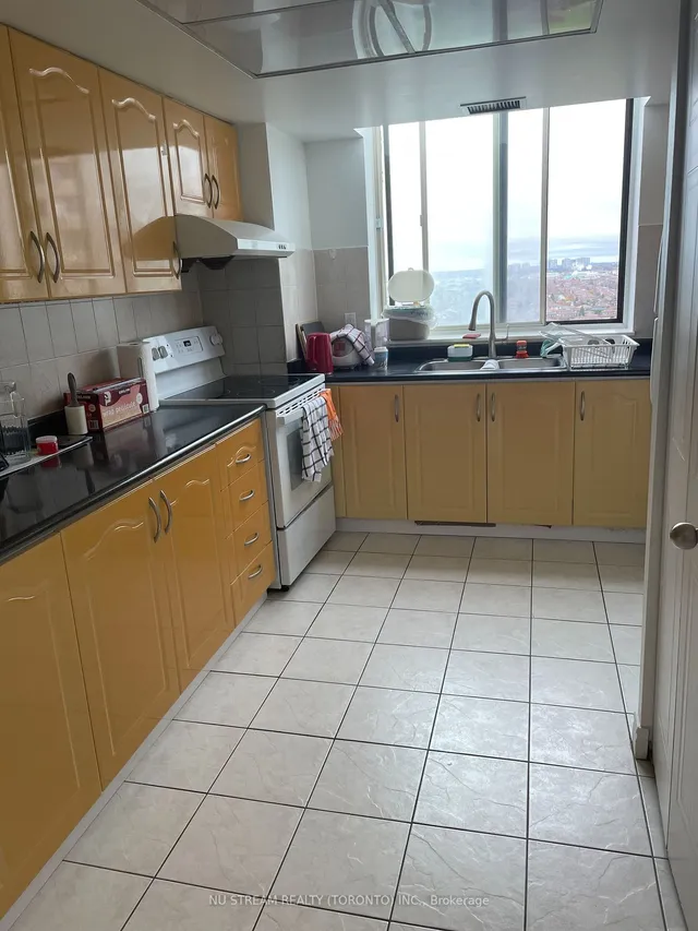 Additional image 3 of 275 Bamburgh Circ Unit PH2