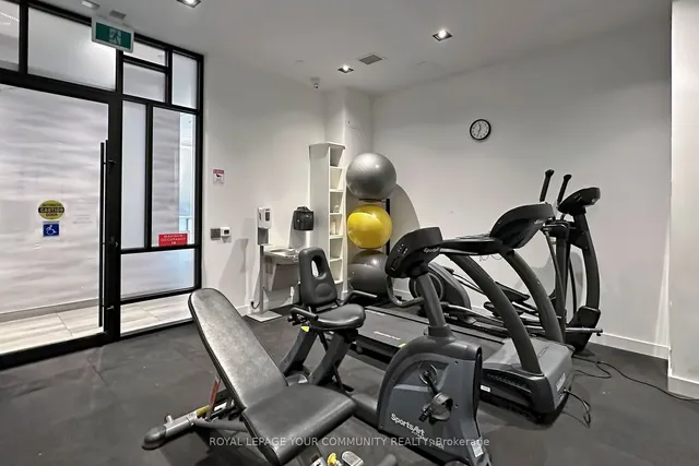 Additional image 32 of 1630 Queen St Unit 502