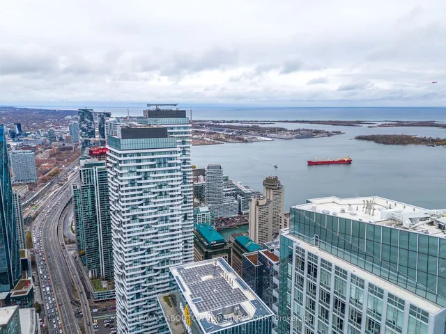 Additional image 39 of 25 Lower Simcoe St Unit 508